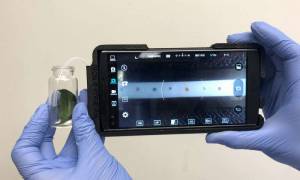Портативний пристрій для смартфонів, що дозволяє своєчасного виявляти хвороби рослин